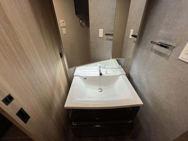 S-RESIDENCE松屋町asenceの独立洗面台
