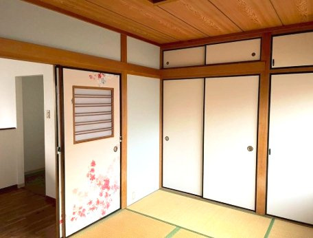 太平寺１丁目住居付店舗の内装