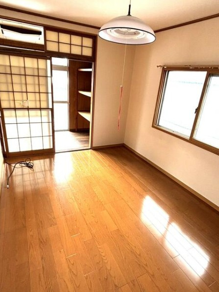 会津若松市 堤町（会津若松駅） 2階建 ５Ｋの洋室
