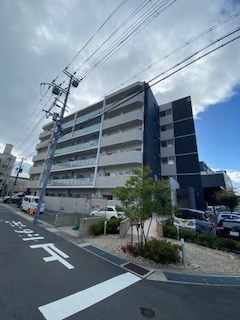神戸市東灘区御影塚町３丁目の賃貸マンションの外観