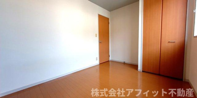 【寝室】 | ローズタウン1番館 | 洋室5.1帖