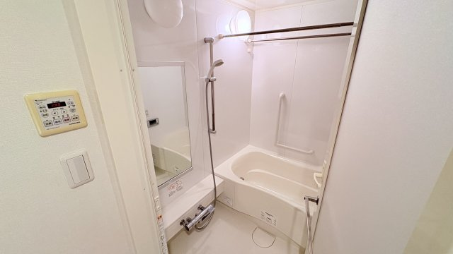 ★仲介手数料無料★グローリオタワー巣鴨（15階南西向き住戸・空室につき即入居可能）の浴室
