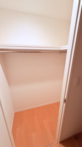 ★仲介手数料無料★グローリオタワー巣鴨（15階南西向き住戸・空室につき即入居可能）の収納