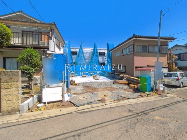 【周辺】 | 青々とした空の下、新築が立ち並びます。カースペースにゆとりがあり、住まう方々を穏やかな気持ちにさせてくれる、そんなお家です。見学・ご相談等、お気軽にご連絡下さい♪
