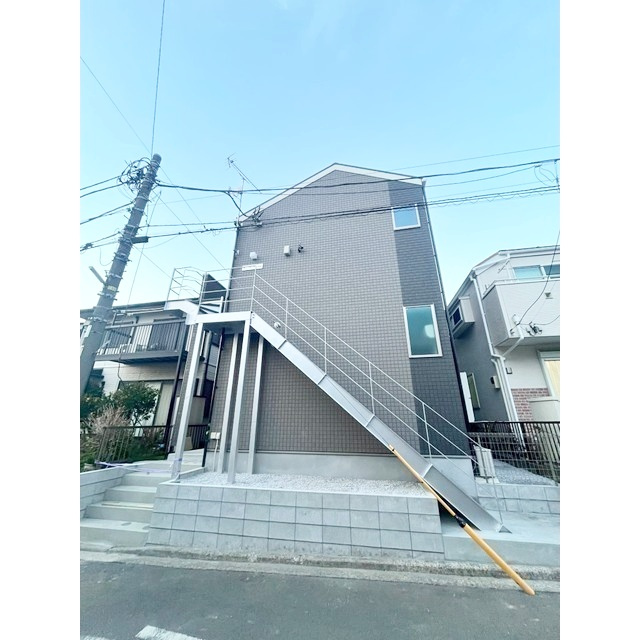 横浜市泉区中田東２丁目のアパート