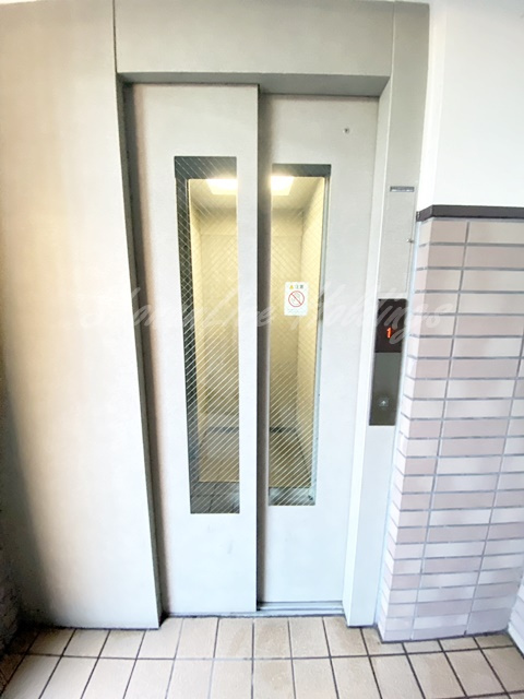 横浜市戸塚区戸塚町の賃貸マンションのその他共用部分