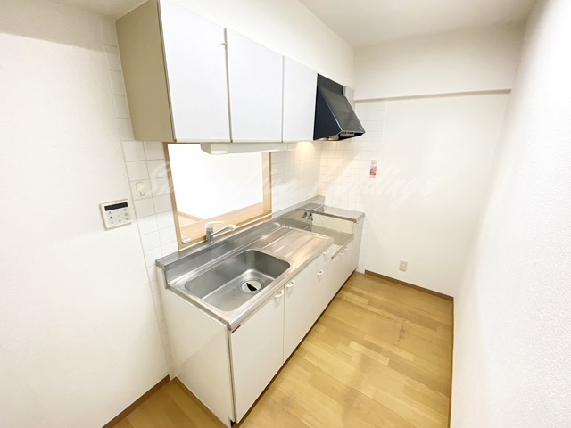 横浜市戸塚区戸塚町の賃貸マンションのキッチン