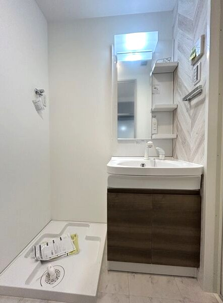 Ｓ－ＲＥＳＩＤＥＮＣＥ神沢ａｆｆｏｒｄの洗面所