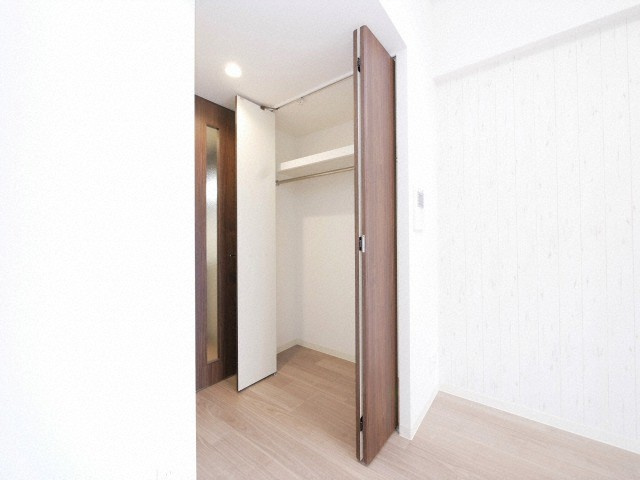 プレサンス堺筋本町センティスの収納
