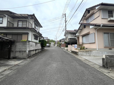 【前面道路含む現地写真】 | 戸建　石風呂町