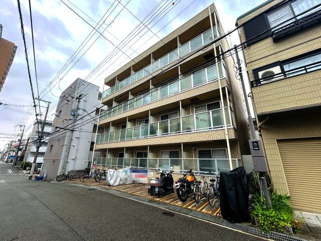 シャトラン弓木五番館の外観