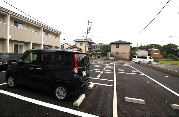 リーブルファイン七宝町Ⅰの駐車場
