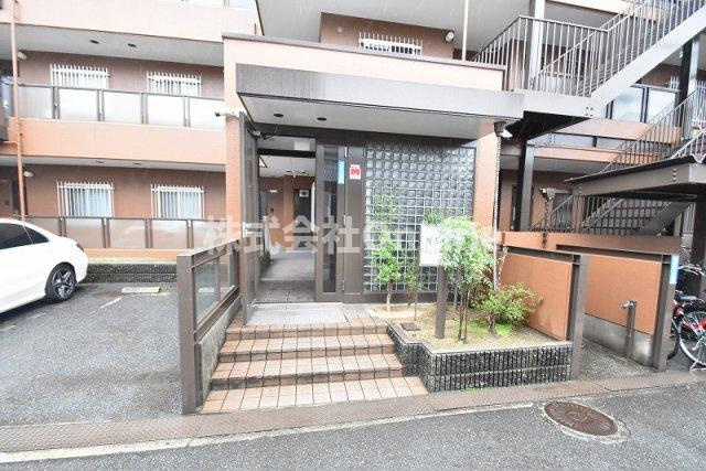 【エントランス】