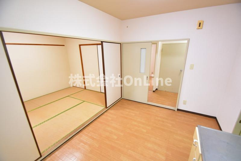 東大阪市横枕の賃貸マンションの洋室