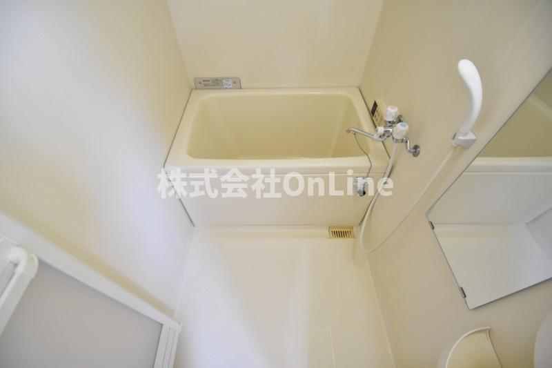 東大阪市長田３丁目の賃貸マンションの浴室