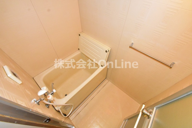 東大阪市吉田７丁目の賃貸マンションの浴室