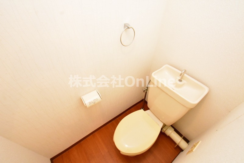 東大阪市吉田７丁目の賃貸マンションのトイレ