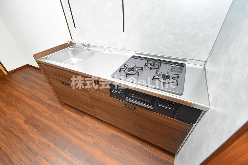 東大阪市中小阪３丁目の賃貸マンションのキッチン