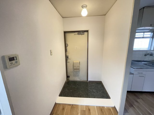 【玄関】
