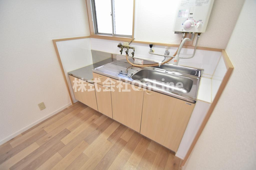 東大阪市吉松１丁目のアパートのキッチン
