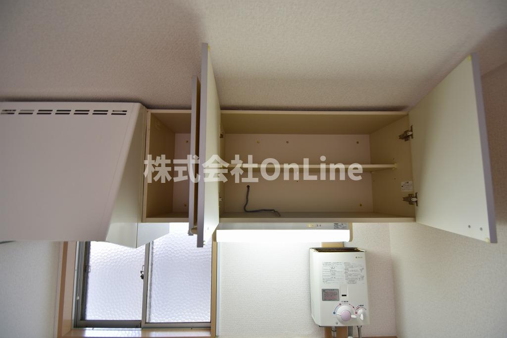 東大阪市吉松１丁目のアパートの収納
