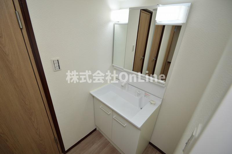 東大阪市横沼町２丁目の賃貸マンションの独立洗面台