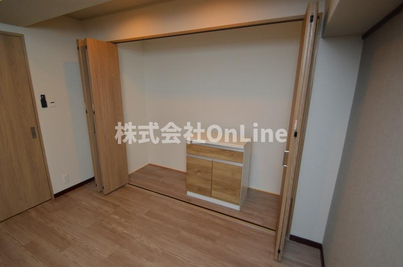 東大阪市横沼町２丁目の賃貸マンションの収納