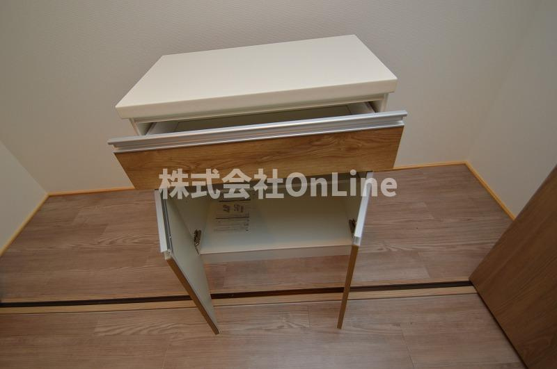 東大阪市横沼町２丁目の賃貸マンションの収納
