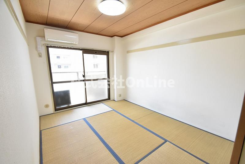 東大阪市友井５丁目の賃貸マンションの和室