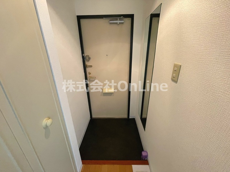 東大阪市友井５丁目の賃貸マンションの玄関