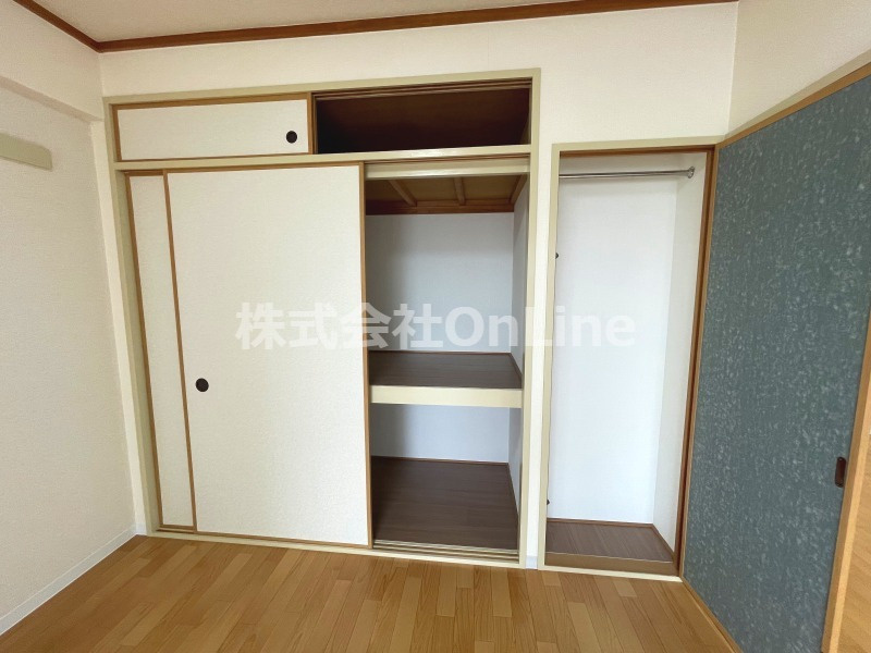 東大阪市友井５丁目の賃貸マンションの収納