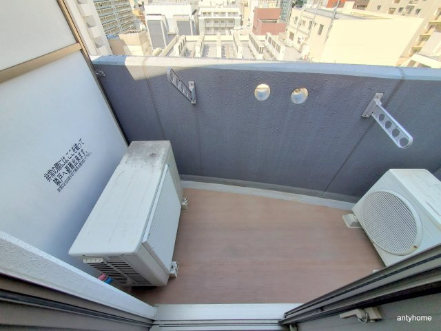 SERENiTE本町エコートのバルコニー