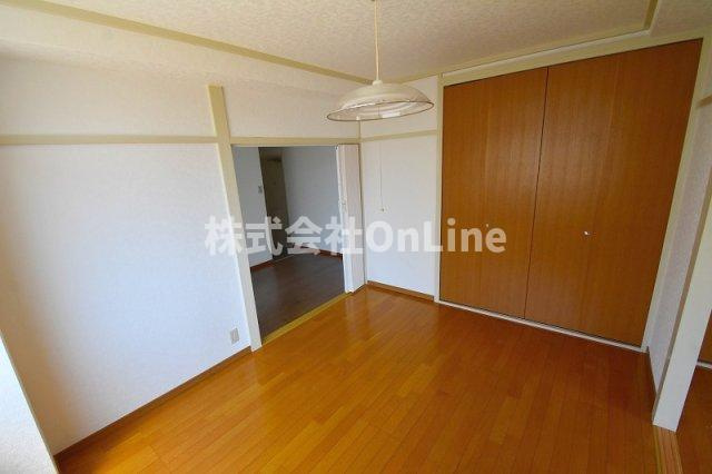 東大阪市大蓮北３丁目の賃貸マンションの内装