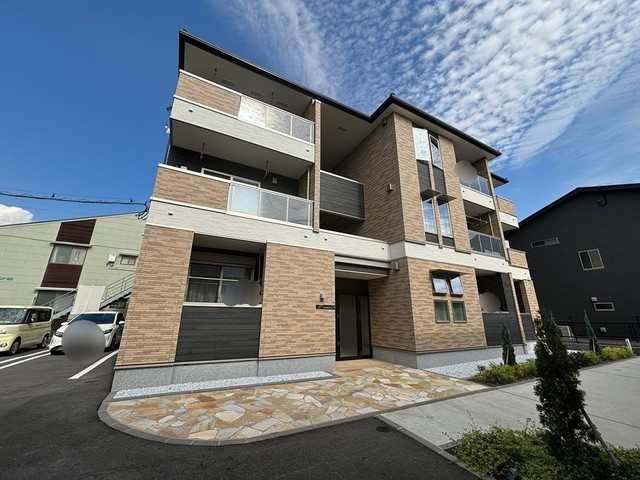 熊本市南区近見４丁目のアパートの玄関
