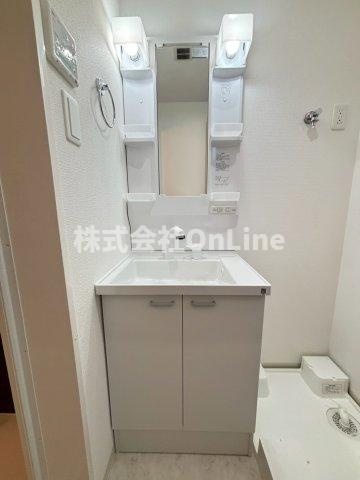 東大阪市花園東町３丁目のアパートの独立洗面台