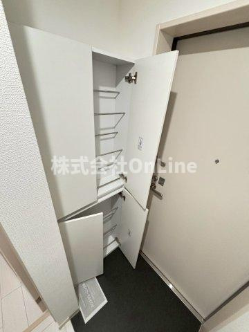 東大阪市花園東町３丁目のアパートの収納