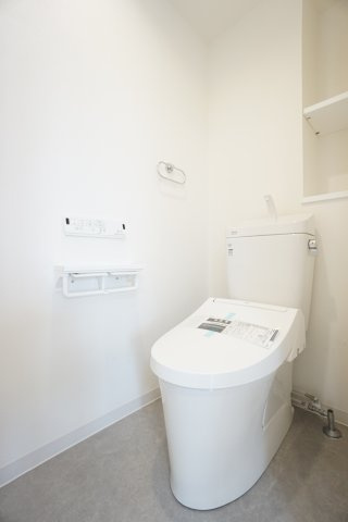 荘苑八事ビラージュ二番館のトイレ|※弊社施行事例