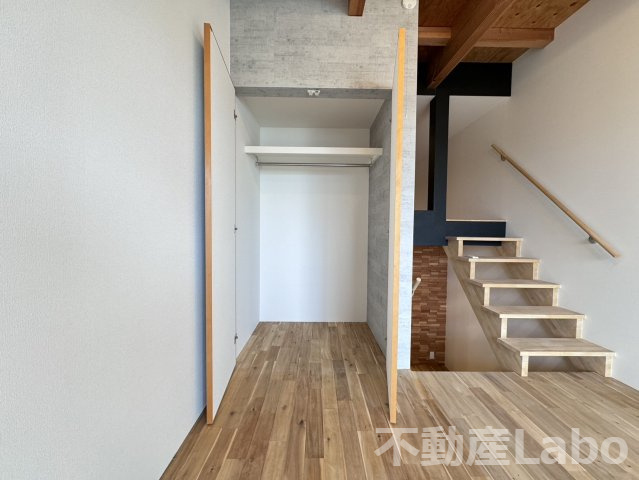 ピーススクエア住吉Aの収納