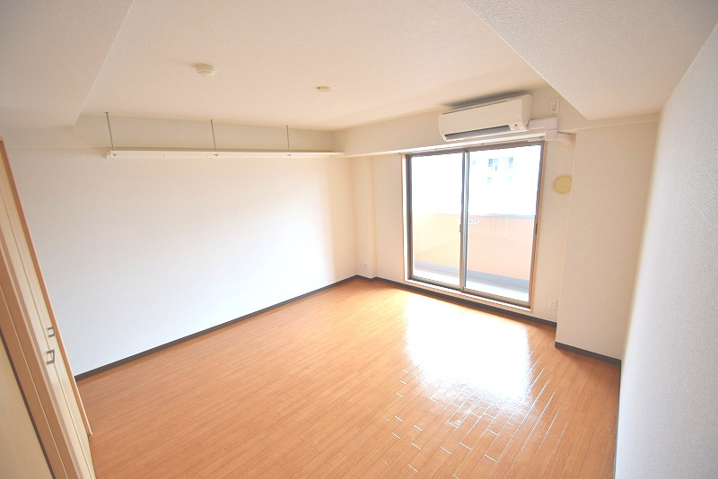 東大阪市足代北２丁目の賃貸マンションの寝室
