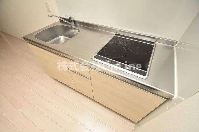 東大阪市小若江１丁目のアパートのキッチン