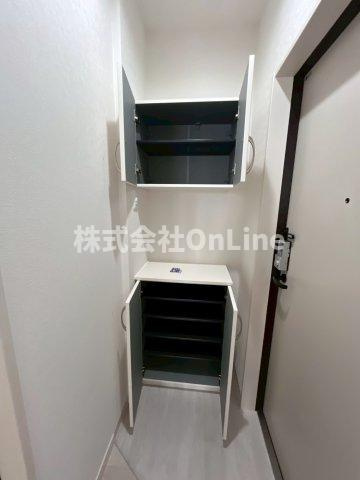東大阪市近江堂３丁目のアパートの収納