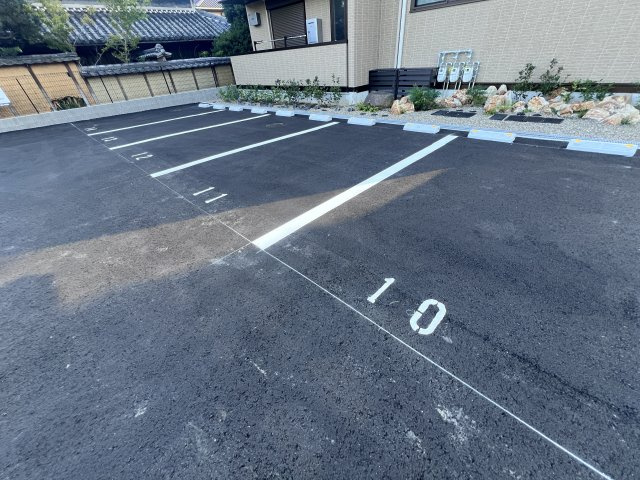 ステラフォーリアの駐車場