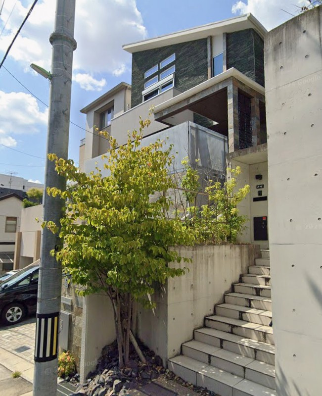 名古屋市昭和区（山里町）のエントランス