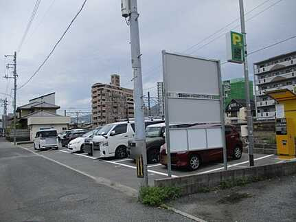 佐伯区旭園の前面道路含む現地写真