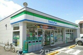 キャッツコート鶴市の周辺|ファミリーマート鶴市明見店さんまで450m