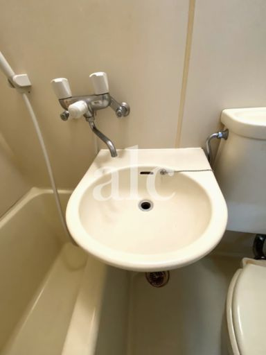 ハイグレース北新宿の洗面所|コンパクトで使いやすい洗面所