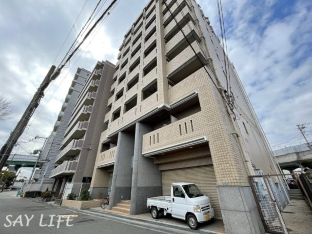 パークモダン高井田の外観