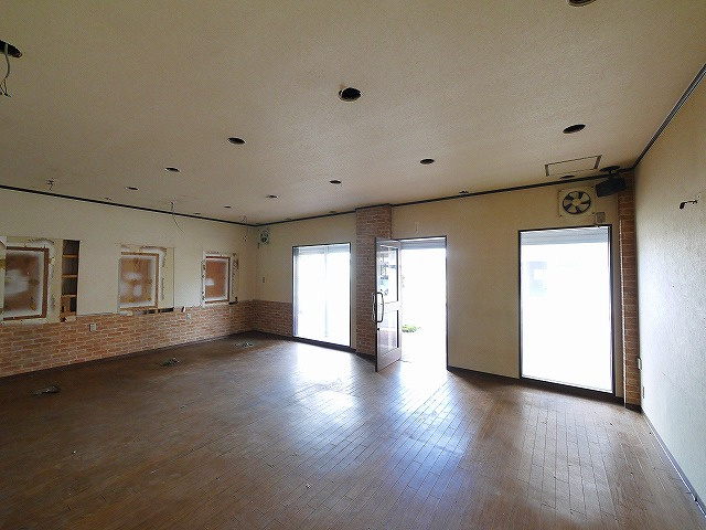 埜田マンションの内装