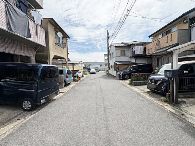 久我石原町の前面道路含む現地写真