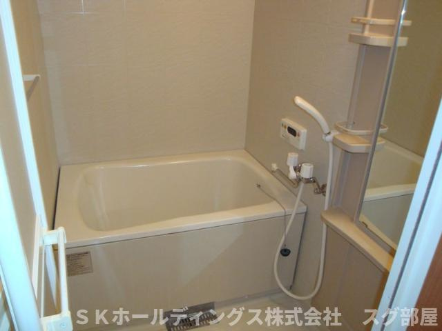 明和マンションⅠの浴室|バス